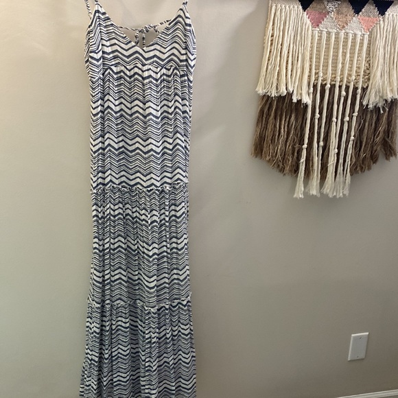 Blue striped maxi dress-backless - Picture 5 of 7